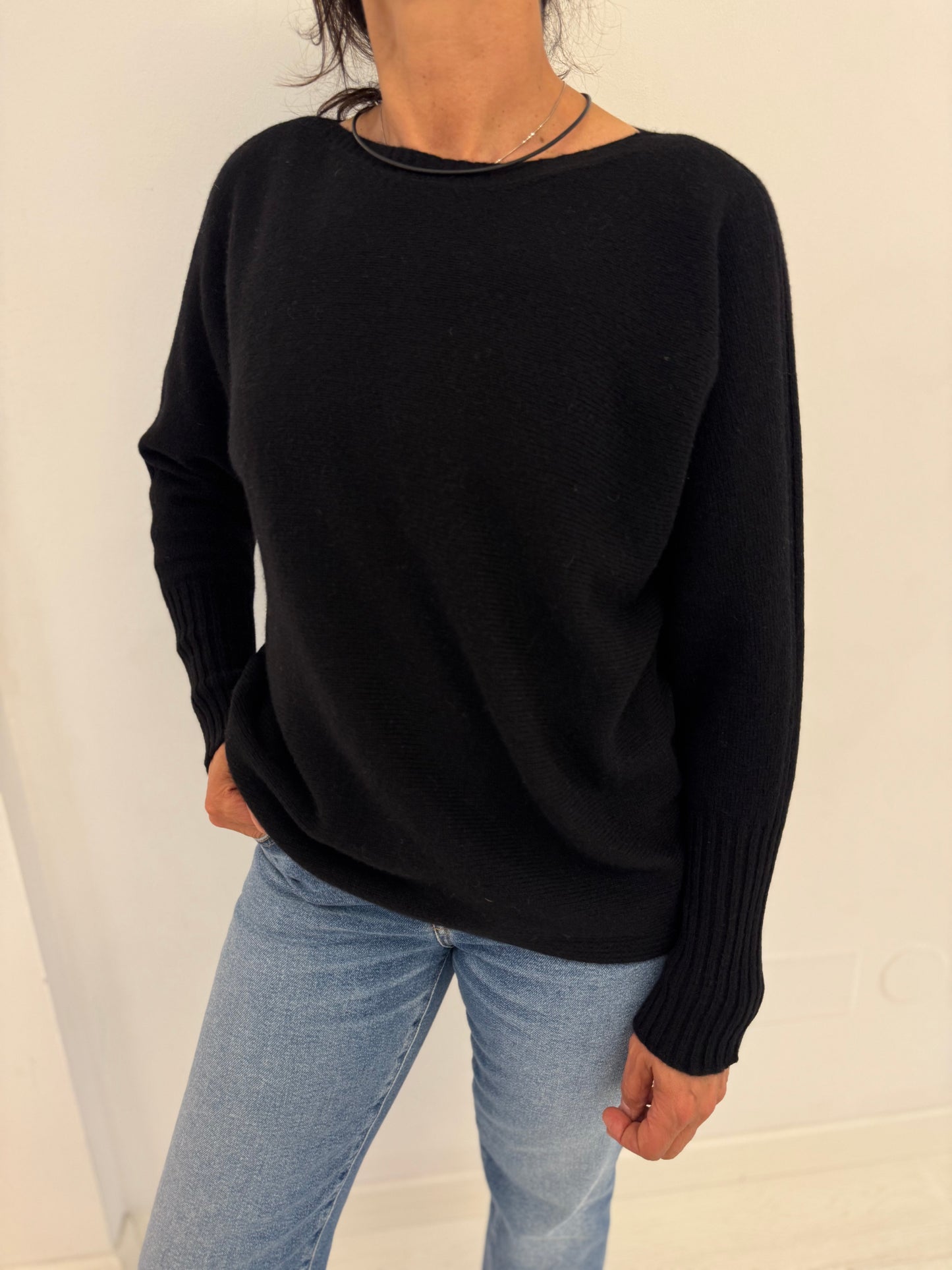 Maglia scollo barchetta over