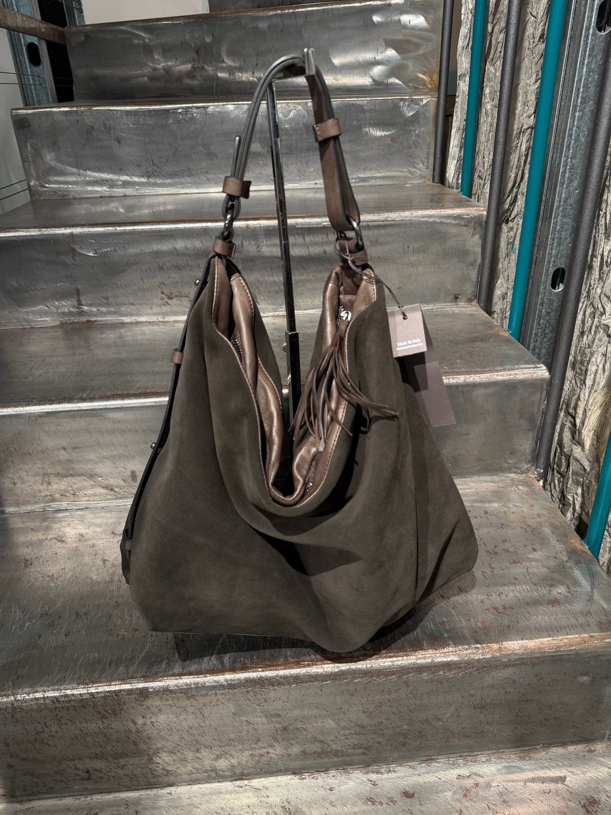 Borsa a spalla camoscio moro