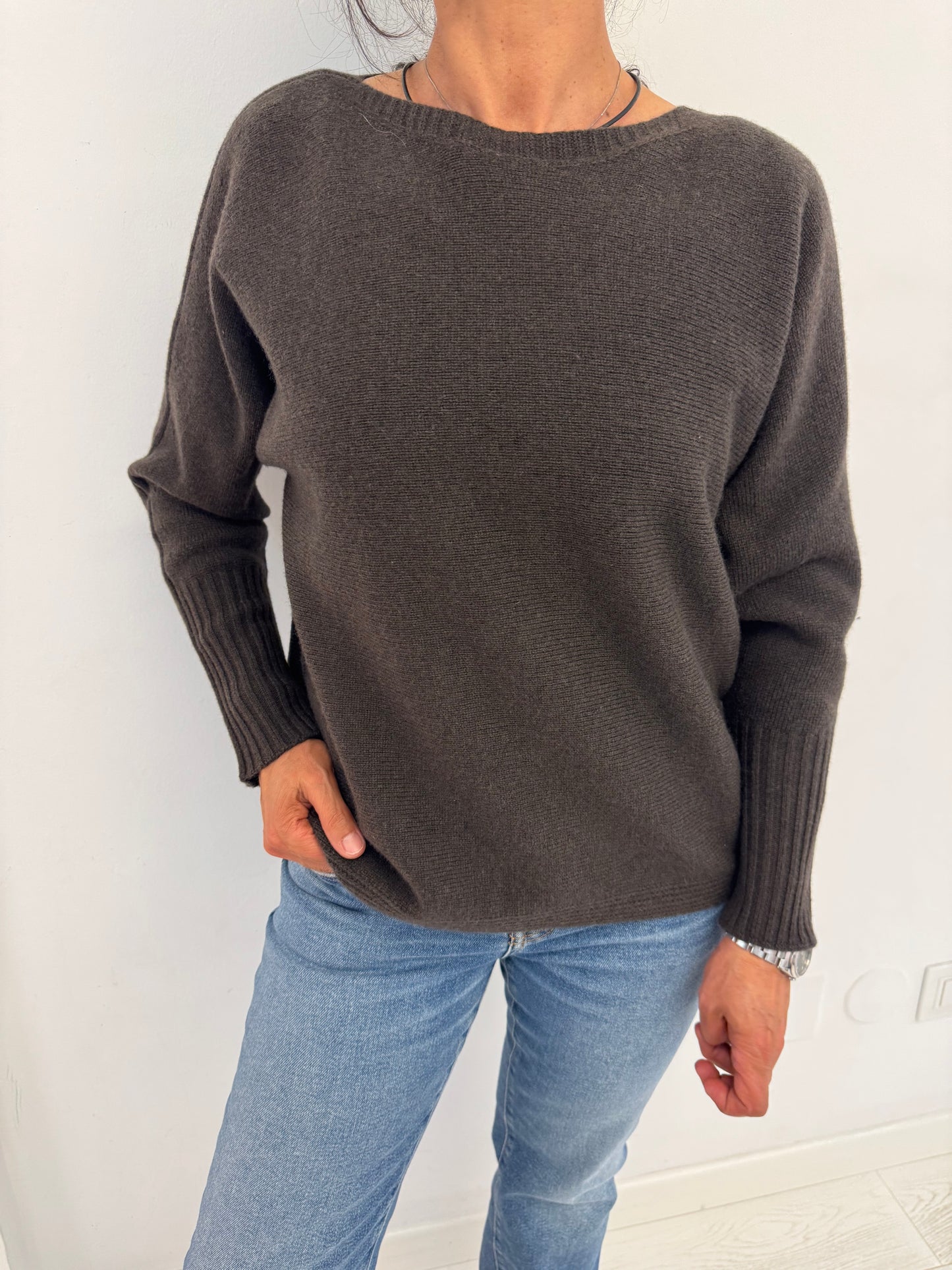 Maglia scollo barchetta over