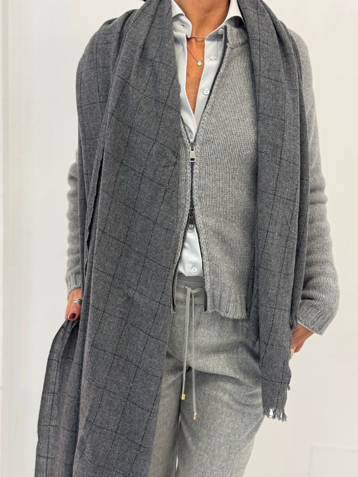 Stola Cashmere Con Monile