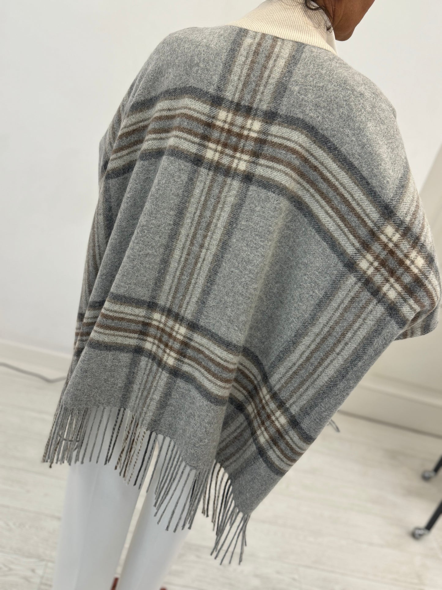 Poncho Tartan Con Frange