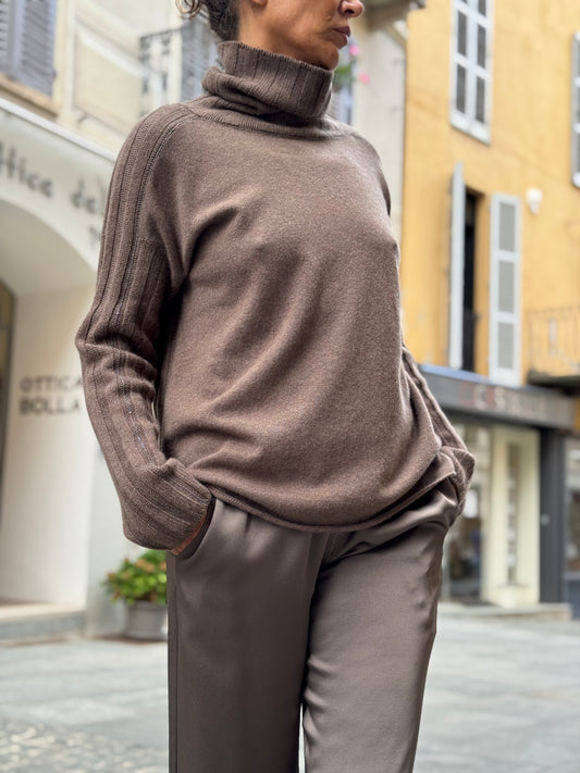 Maglia Dolcevita Con Monili