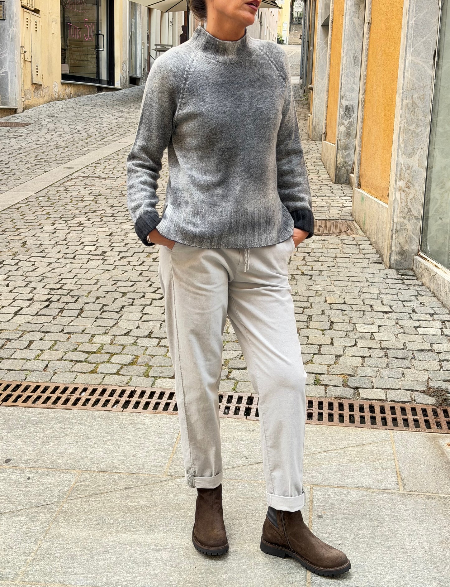 Pantalone Jogger Velluto 1000 righe