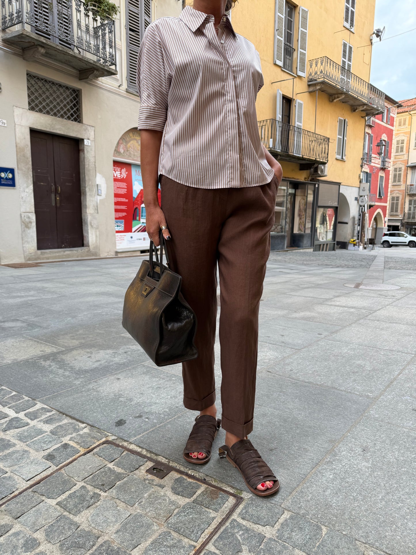 Pantalone In Lino Con Risvolto