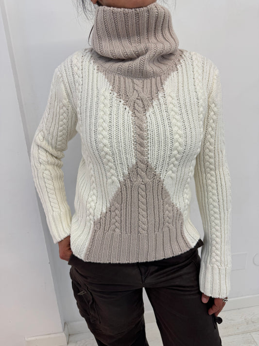 Maglia Lana ,Cashmere e Seta Treccia Iconica Scolpita