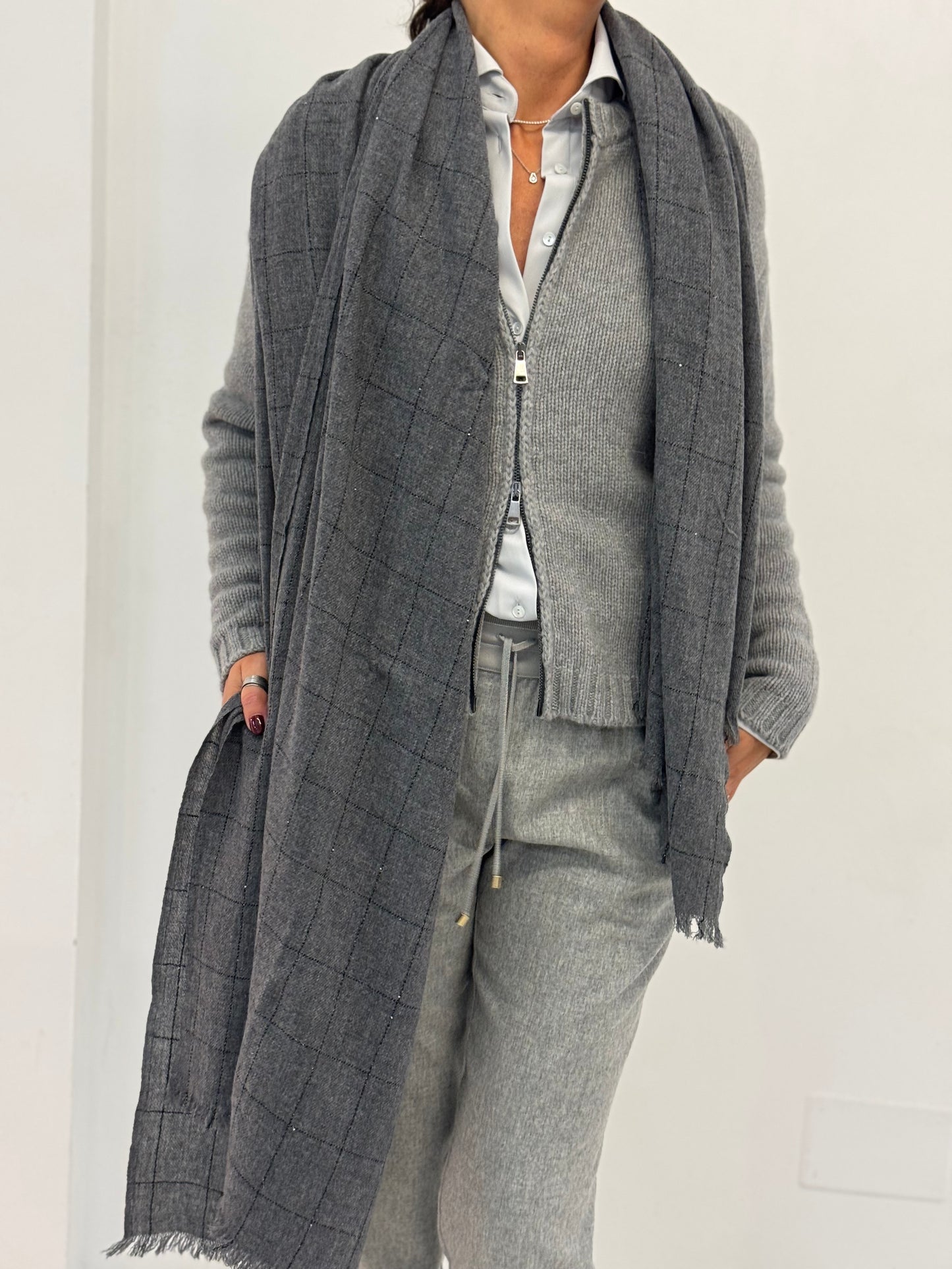 Stola Cashmere Con Monile