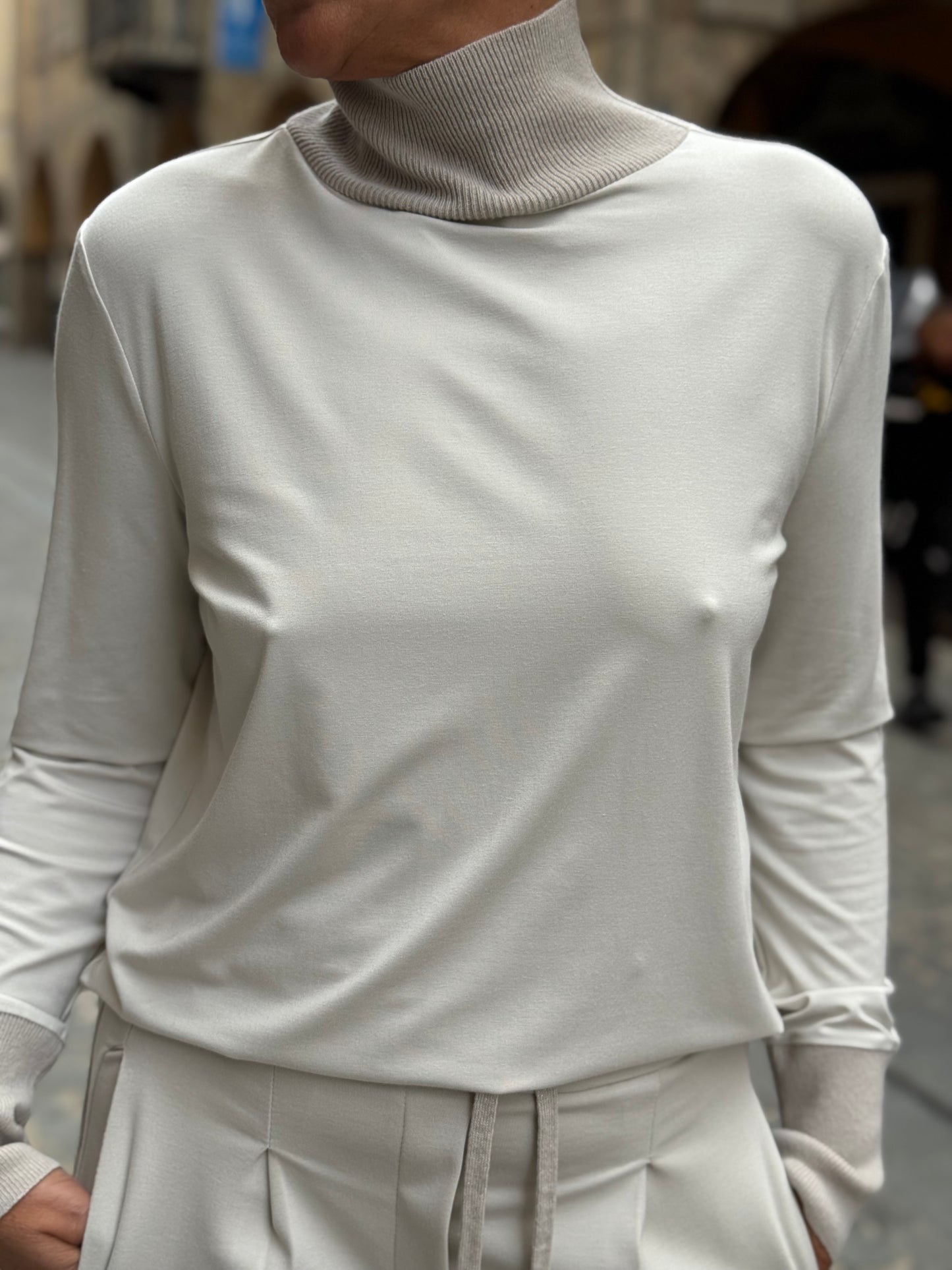 T- Shirt Collo Lupetto Viscosa Stretch