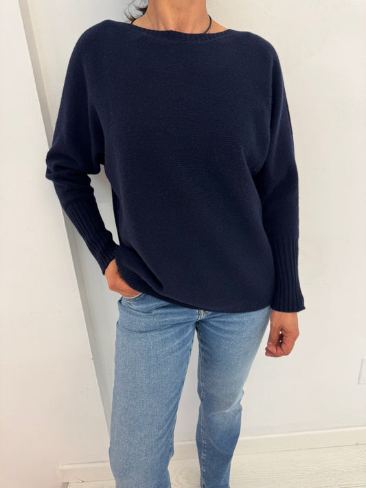 Maglia scollo barchetta over